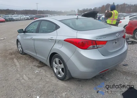 2013 Hyundai Elantra Gls z USA, uszkodzony, nr VIN 5NPDH4AE6DH275554